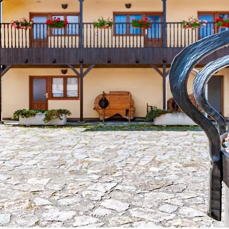Penzion U Stromu Guest house
